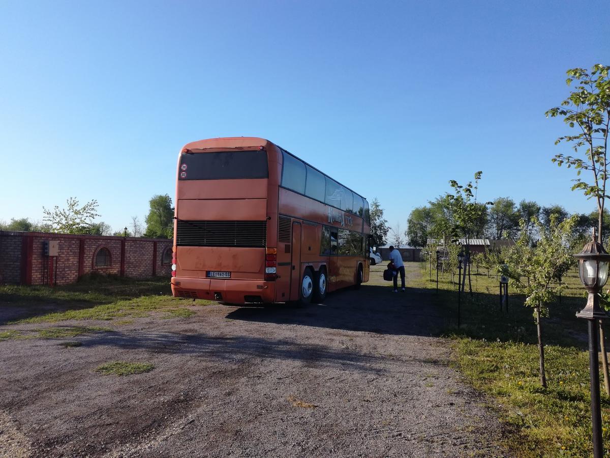 Salas Farma 47-Miris Dunja Cenej Exterior foto